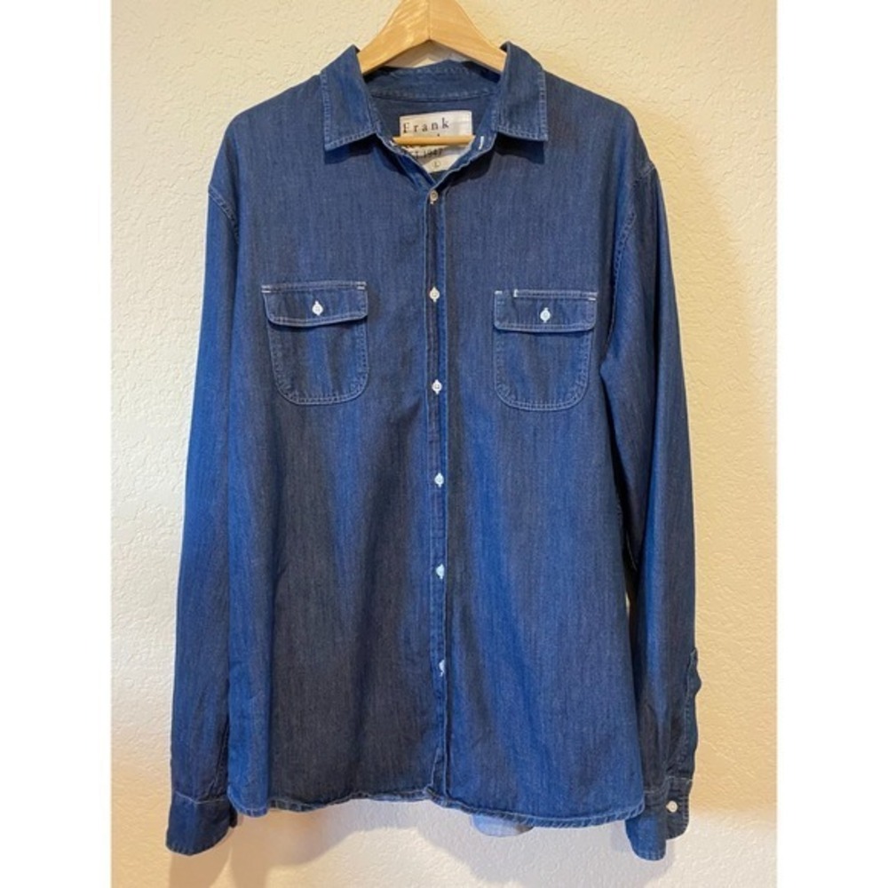 Frank & Eileen Relaxed Blue Denim "Gavin" Button Up Shirt Size L Closet Staple